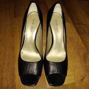 Nine West Black Pumps, Open Toe 10M
